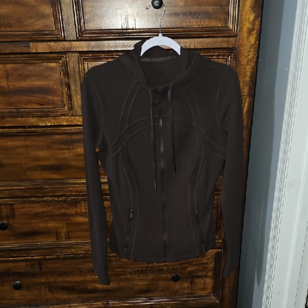 Lululemon Excellent Pre Owned Espresso Hooded Define Jacket!! Sz 10